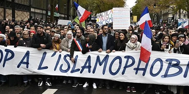 Fransa'da İslam karşıtı yasa tasarısı onaylandı