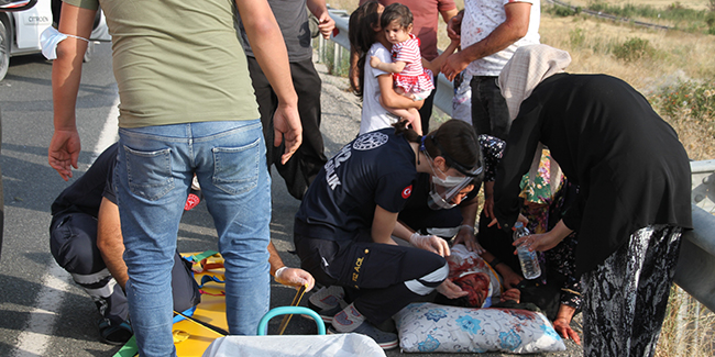 Erzincan'da trafik kazası: 1'i ağır, 5'i çocuk 7 yaralı