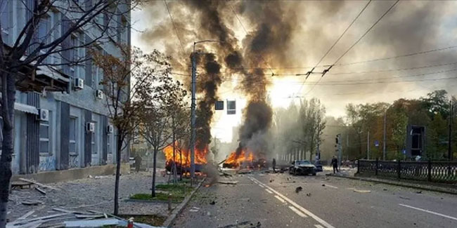 Kiev kâbusa uyandı! Art arda büyük patlamalar