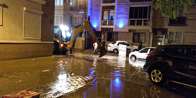 İzmir'de su baskınlarının yaraları sarılıyor