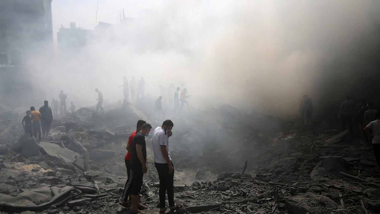 Gazze'de can kaybı 33 bin 729'a çıktı