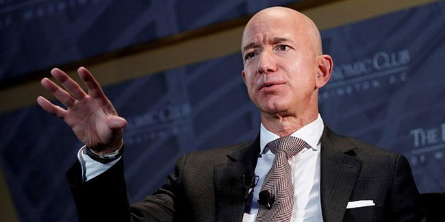 Jeff Bezos, CEO'luk görevini bırakıyor