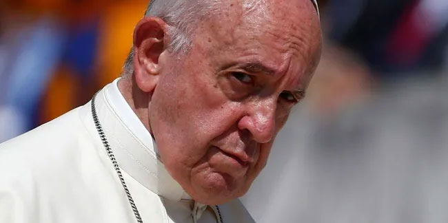 Papa Franciscus: "Akdeniz koca bir mezarlığa dönüştü"