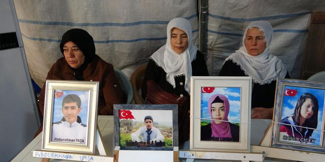 Terör mağduru aileler, bin 222 gündür evlatlarını HDP'den istiyor