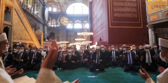 Ayasofya-i Kebir Camii'nin yeniden ibadete açılışının üzerinden 2 yıl geçti