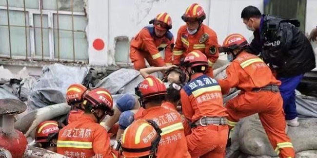 Çin’de okuldaki spor salonunun çatısı çöktü: 11 ölü