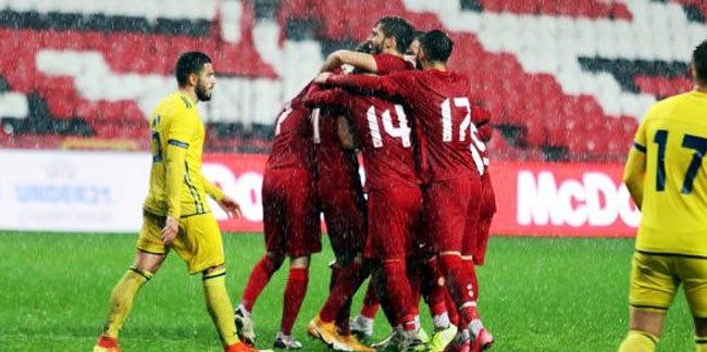 Türkiye: 3 - Kosova: 0