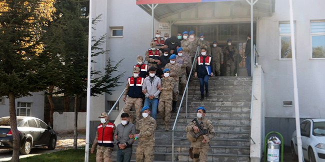 Bitlis merkezli göçmen kaçakçılığı operasyonu