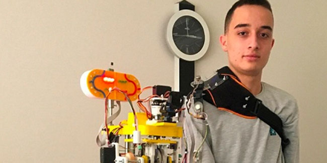 Mobil robot kol projesiyle dünya 1'incisi oldu