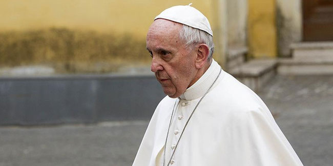 Papa hakkında şoke eden iddialar! Gözaltına mı alındı?