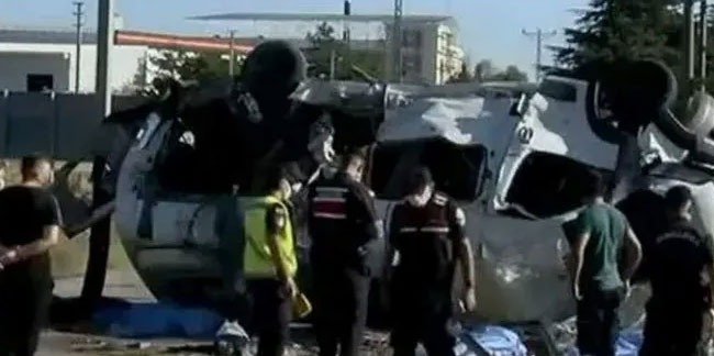 Tekirdağ Ergene'de korkunç kaza! Tren minibüse çarptı: 6 ölü