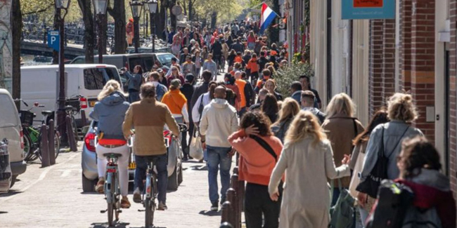 Hollanda, pandemi tedbirlerini tamamen kaldırmaya hazırlanıyor
