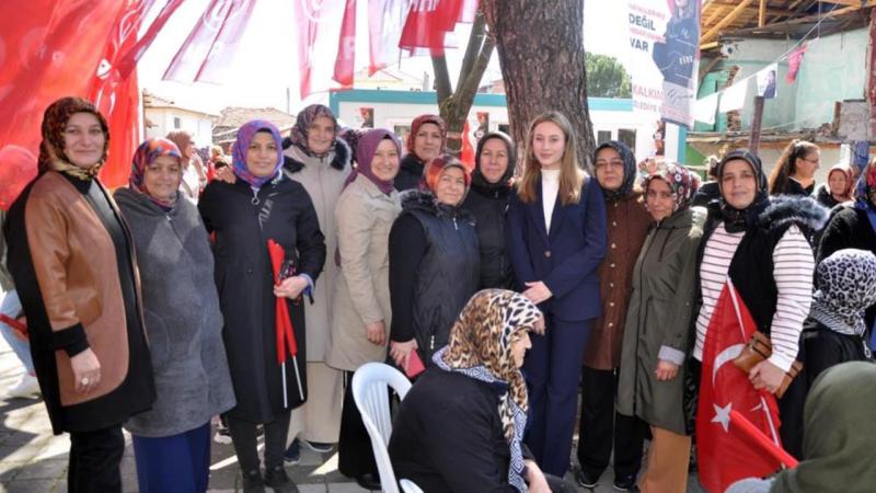 Zeynep Çelik Türkiye'nin en genç belediye başkanı oldu