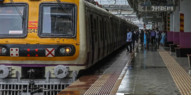 Hindistan'da iş vaadiyle 28 kişiye bir ay boyunca tren saydırdılar