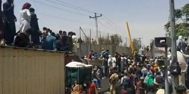 Kabil Havalimanı'ndaki izdiham! 7 kişi öldü
