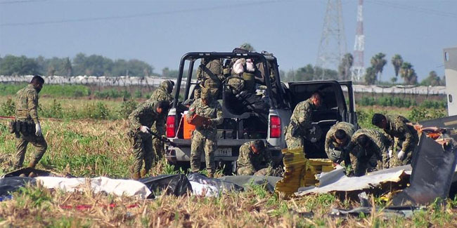 Meksika’da askeri helikopter düştü: 14 ölü