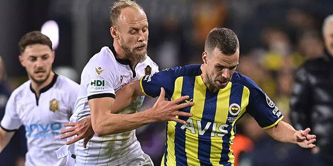 Semih Kaya Malatyaspor'dan ayrıldı, Galatasaray'a gidiyor! 