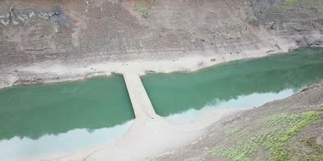 Yuvacık Barajı'nda su seviyesi azaldı, köprü ortaya çıktı