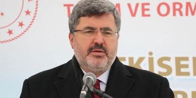 AK Parti'li vekil Ali Özkaya, koronavirüse yakalandı