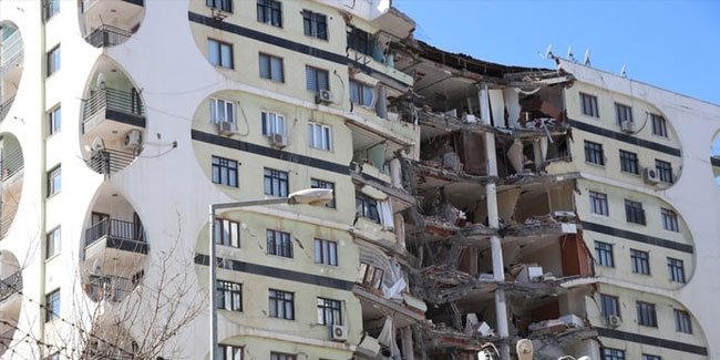 Depremin zarar verdiği ilçelerdeki hasar tespitleri yapıldı