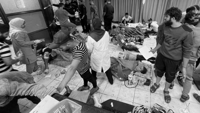 İsrail'in Gazze'deki Şifa Hastanesi'ne düzenlediği baskında ölen ve yaralananlar var