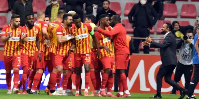 Kayserispor, Galatasaray’ı evinde 47 yıl sonra yendi