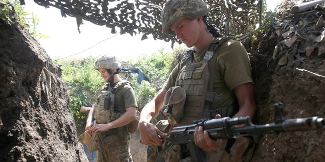Donbas'ta Rusya yanlısı ayrılıkçıların saldırısında 1 Ukrayna askeri ve 1 sivil öldü