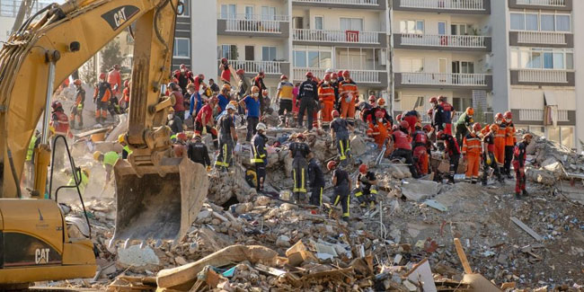 İzmir’in "deprem master planı" güncellenmeli uyarısıİzmir’in "deprem master planı" güncellenmeli uyarısı