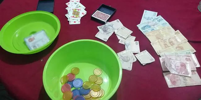 Isparta'da Kovid-19 tedbirlerine uymayan ve kumar oynayan 34 kişiye para cezası