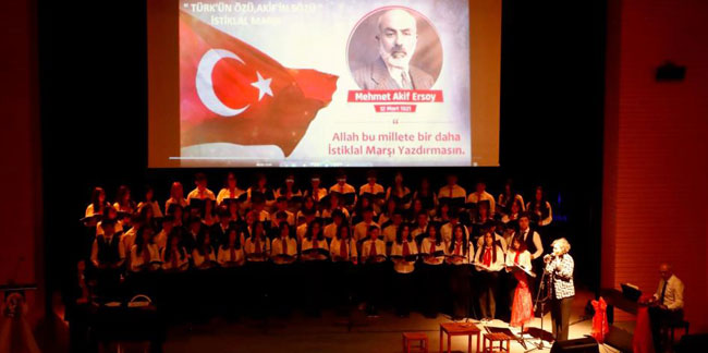 Ordu'da Mehmet Akif Ersoy ve İstiklal Marşı Anıldı 