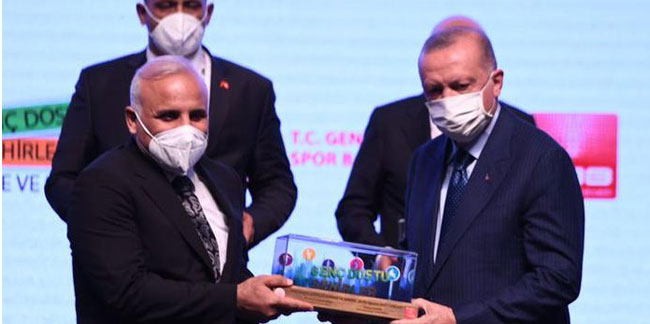 Cumhurbaşkanı Erdoğan'dan Zorluoğlu'na ödül!