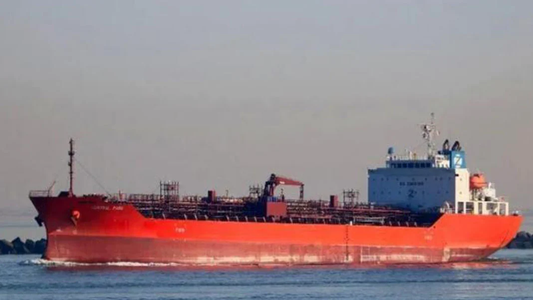 Husiler'den Aden Körfezi'nde petrol tankerine saldırı