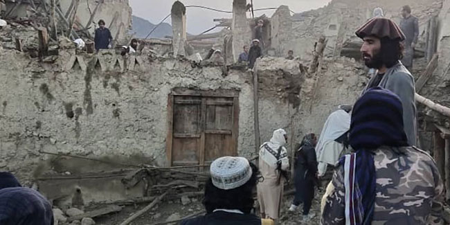 Afganistan’daki depremde can kaybı 950’ye yükseldi