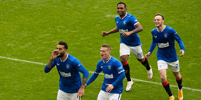 İskoçya derbisinde gülen taraf Rangers