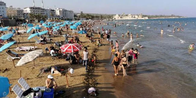 Kızkalesi'nde bayram yoğunluğu: Plajlar doldu