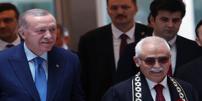 Cumhurbaşkanı Erdoğan Anayasa Mahkemesi'ndeki törene katıldı
