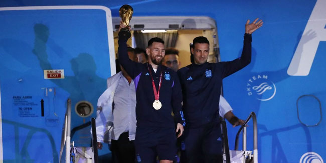 Dünya Kupası şampiyonu Arjantin evine döndü
