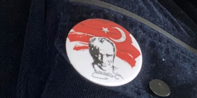 Atatürk ve Türk Bayrağı rozetine tutanak tutuldu!