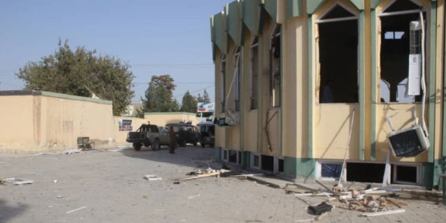 Afganistan'da cuma namazında saldırı: 18 ölü
