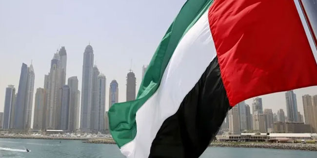 Katar ve BAE, büyükelçiliklerini yeniden açtı!