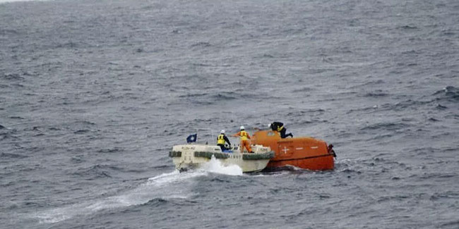 Japonya açıklarında batan gemide bilanço artıyor: 8 ölü