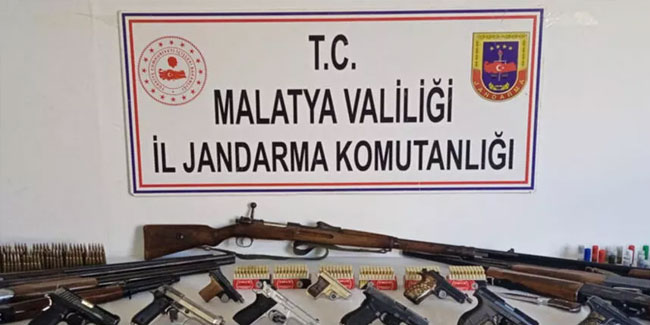 Malatya'da ruhsatsız 18 silah ele geçirildi: 5 gözaltı