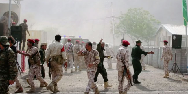 Yemen’de askeri geçit törenine saldırı