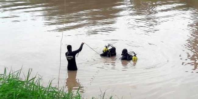 Araklı'daki sel felaketinde kayıp 2 kişi aranıyor