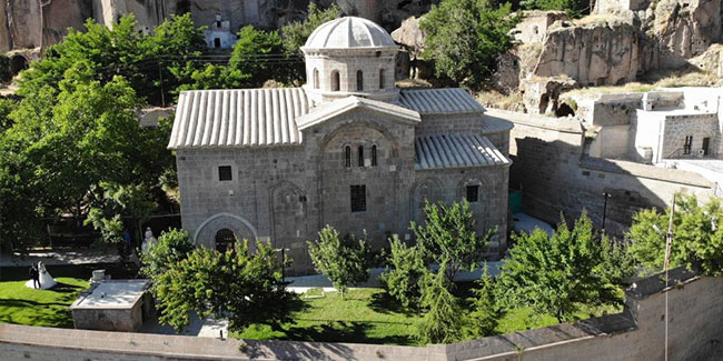 17 asırlık Kilise Camii ihtişamıyla turistleri cezbediyor