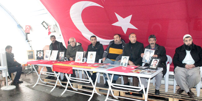 HDP önündeki ailelerin evlat nöbeti 117'nci gününde