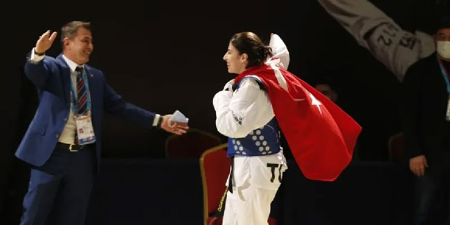 Meryem Betül Çavdar dünya şampiyonu!