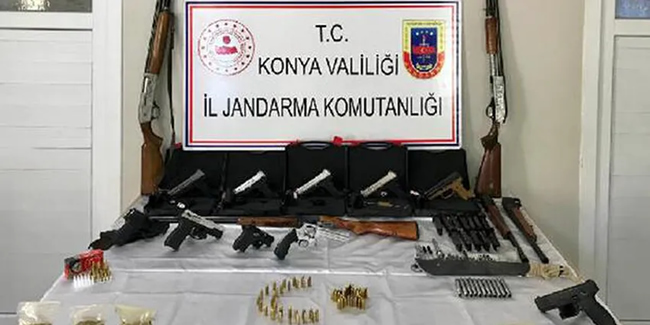 20 tabancayla yakalandılar, silah kaçakçılığından tutuklandılar