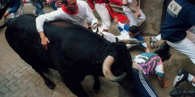 İspanya'nın ünlü "boğa festivali" Kovid-19 nedeniyle iptal edildi