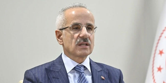 Ulaştırma Bakanı Abdulkadir Uraloğlu, Kalkınma Yolu'nu anlattı: İnşaatı bile kazandıracak